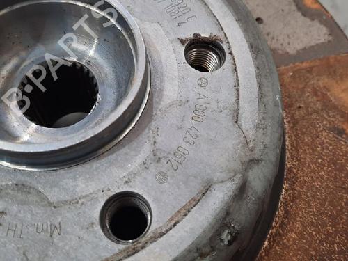 Left rear steering knuckle MERCEDES-BENZ C-CLASS (W205) C 180 BlueTEC / d (205.036) | BP10888408M27 