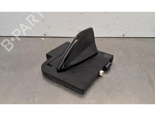 Used Antenna/Base Antenna/Base PEUGEOT 408 II (FP_, F3_, FM_) e-210 (FMZKZZ) (213 hp) 30521424 30521424