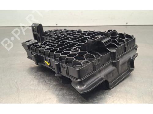 Módulo eletrónico TESLA MODEL Y (5YJY) Long Range All-wheel Drive | BP31633685M83