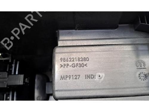 Armrest / Center console CITROËN C3 IV (CC_, CB_) ë-C3 (CBZYAZ) | BP31154788I20 