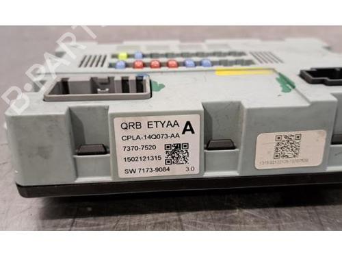 Fuse box LAND ROVER RANGE ROVER SPORT II (L494) 3.0 SDV6 4x4 | BP24511738E1 
