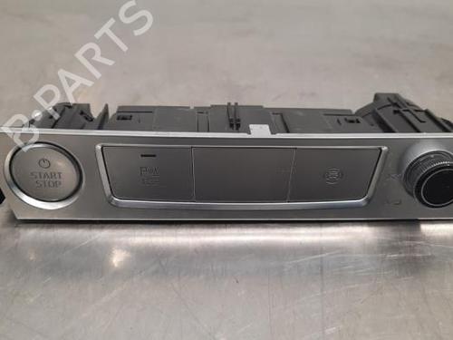 Switch AUDI E-TRON (GEN) 55 quattro | BP23595330I30 