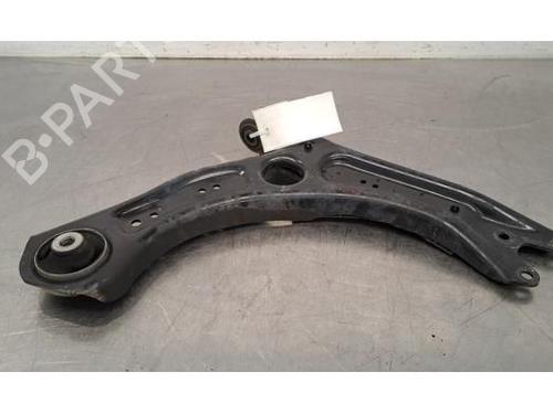 Used Right front suspension arm VW POLO VI (AW1, BZ1, AE1) 1.6 TDI (95 hp) 29057986
