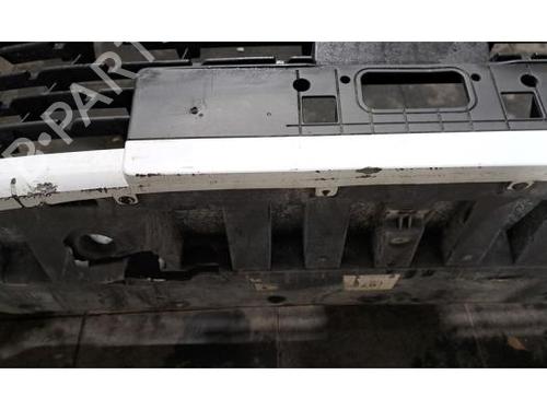 Front bumper RENAULT CLIO V (B7_) 1.5 Blue dCi 85 (B7AG) | BP32398565C7 