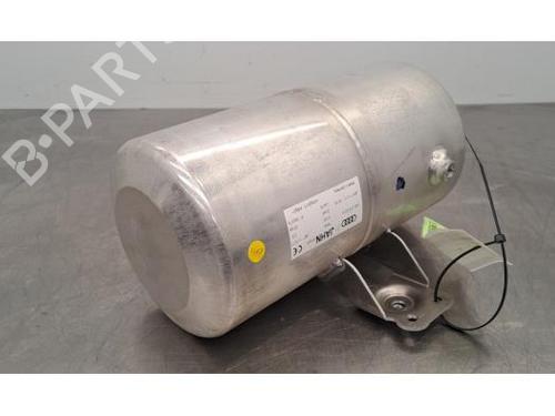 BP28067507O1 main image