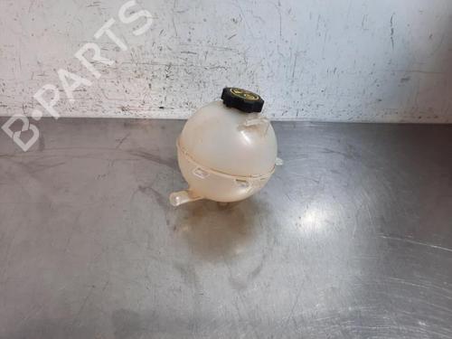 expansion-tank-opel-insignia-b-sports-tourer-z18-2017-31818680 main image