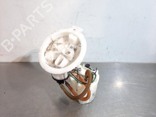 Used Fuel pump BMW 3 (F30, F80) 316 i (136 hp) 15971389