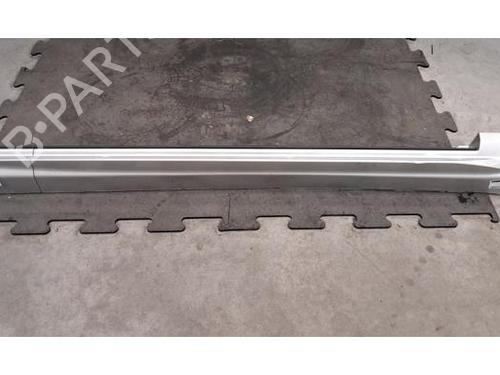 right-sideskirt-volvo-xc90-ii-256-2014-39642126 main image
