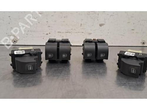 switch-dacia-sandero-iii-2021-38606042 main image