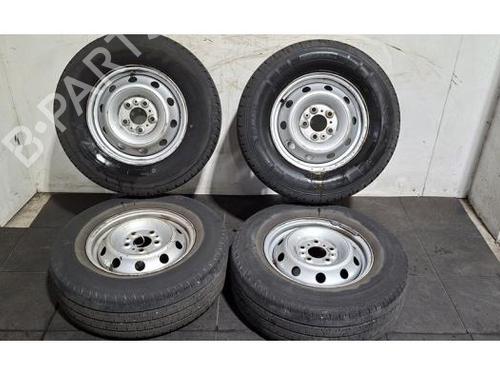 Fælk PEUGEOT BOXER Van 2.2 BlueHDi 120 (120 hp) 30163639