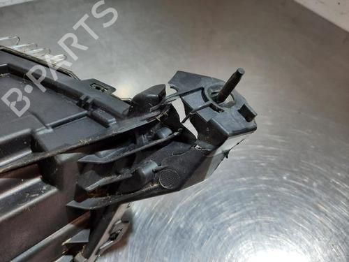 Right headlight PEUGEOT 208 II (UB_, UP_, UW_, UJ_) 1.5 BlueHDI 100 | BP30810413C29