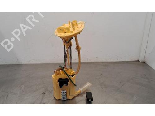 Used Fuel pump LAND ROVER RANGE ROVER SPORT II (L494) 3.0 SDV6 4x4 (306 hp) 29703429