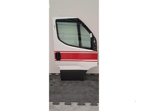 Used Right front door Right front door 37861858 37861858