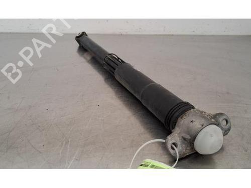 Used Right rear shock absorber VW GOLF VIII (CD1, DA1) 1.5 eTSI (150 hp) 28684749