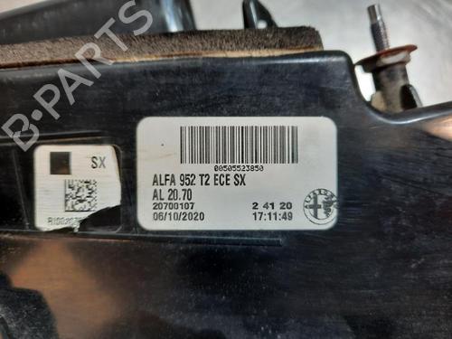 Left taillight ALFA ROMEO GIULIA (952_) 2.2 D (952AGA250, 952AGM250, 952ASM2, 952ASA2) | BP33277701C34  - Image 5