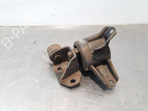 Used Engine mount HYUNDAI ix35 (LM, EL, ELH) 1.7 CRDi (116 hp) 18236899