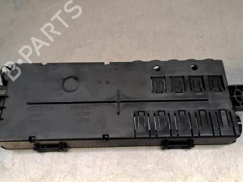 Fuse box JAGUAR XE (X760) 2.0 D | BP21674370E1 