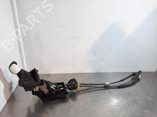 Used Gear lever PEUGEOT 208 I (CA_, CC_) 1.2 VTI 82 (82 hp) 15233586