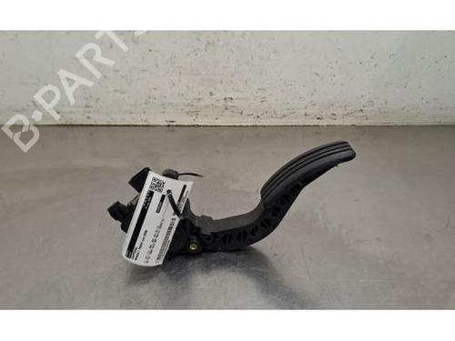 Used Pedal Pedal RENAULT TRAFIC III Van (FG_) 2.0 dCi 120 (FGMN) (120 hp) 40517610 40517610