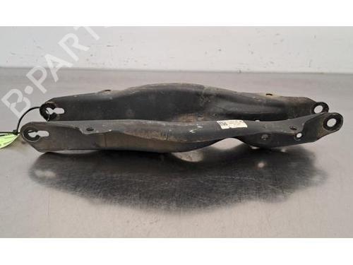 Left rear suspension arm MERCEDES-BENZ C-CLASS (W205) C 200 d (205.011) A2053521900 | A2053522000