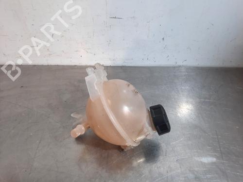 Used Expansion tank OPEL CROSSLAND X / CROSSLAND (P17, P2QO) 1.2 (75) (110 hp) 17564245