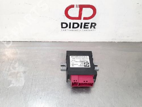 Used Electronic module BMW 3 (E90) 318 d (143 hp) 10887199