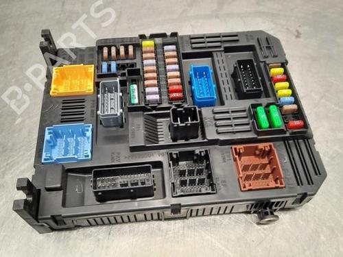 Fuse box CITROËN C3 / C3 ORIGIN III (SX) 1.5 BlueHDi 100 (SXYHYP, SXYHTU) | BP23581284E1 