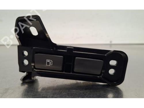 kombi-kontakt-stilkkontakt-lexus-ux-_aa1_-_ah1_-_ma1_-2018-33165468 main image