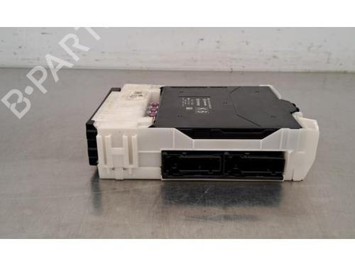 Used Electronic module TOYOTA YARIS CROSS (MXP_) 1.5 (MXPB10) (125 hp) 30714305