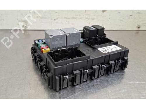Fuse box LAND ROVER DEFENDER Van (L663) 3.0 D250 MHEV 4x4 | BP39495536E1 - Image 3
