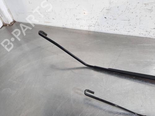 Front windshield wiper arm NISSAN MICRA V (K14) 1.0 IG-T | BP23622895C143 