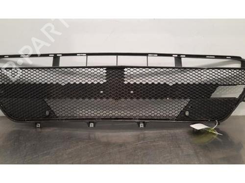 Used Grille MERCEDES-BENZ GL-CLASS (X166) GL 350 CDI / BlueTec 4-matic (166.823, 166.824) (258 hp) 23631784