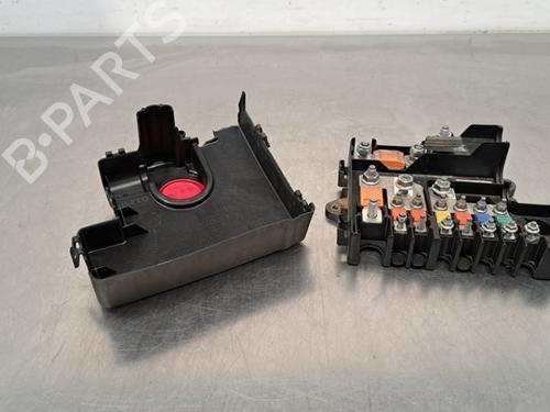 Used Fuse box IVECO DAILY VI Platform/Chassis 33S11, 35S11, 35C11 (106 hp) 19686851