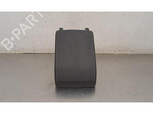 Used Armrest / Center console Armrest / Center console VW GOLF VIII (CD1, DA1) 2.0 TDI (150 hp) 34268963 34268963