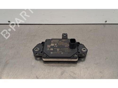 Used Electronic module TOYOTA YARIS (_P21_, _PA1_, _PH1_) 1.5 Hybrid (MXPH10, MXPH11) (116 hp) 30806817