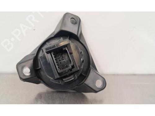 Switch TOYOTA COROLLA Estate (_E21_) 1.8 Hybrid (ZWE211W) | BP28089417I30 