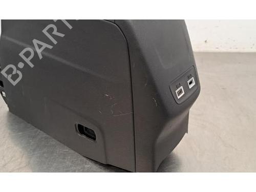 Armrest / Center console PEUGEOT 208 II (UB_, UP_, UW_, UJ_) e-208 | BP30739476I20 