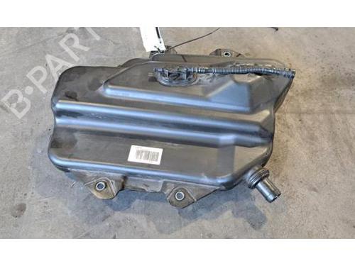 Used AdBlue tank MERCEDES-BENZ VITO Van (W447) 119 CDI / BlueTEC 4x4 (447.601, 447.603, 447.605) (190 hp) 23631104