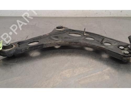 Used Right front suspension arm NISSAN PRIMASTAR Van (X82) 2.0 dCi 150 (150 hp) 30046788