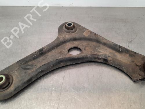 Used Right front suspension arm PEUGEOT 2008 I (CU_) 1.2 THP 130 / PureTech 130 (130 hp) 10900567