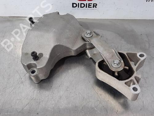Used Gearbox mount MERCEDES-BENZ CLA Shooting Brake (X117) CLA 180 (117.942) (122 hp) 10880885