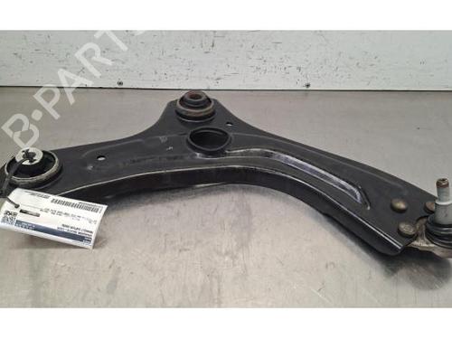 Used Right front suspension arm Right front suspension arm RENAULT CAPTUR II (HF_) TCe 155 (HFMN) (154 hp) 40289264 40289264