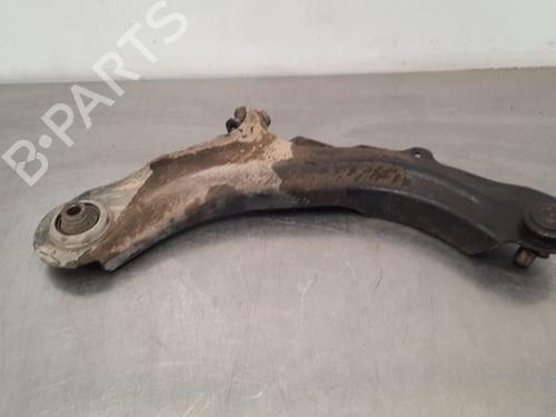 Used Left front suspension arm RENAULT CAPTUR I (J5_, H5_) 1.2 TCe 120 (120 hp) 17113654