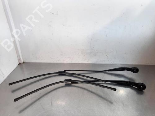 Front windshield wiper arm CITROËN C4 SPACETOURER (3D_) 2.0 BlueHDi 150 | BP23581377C143 