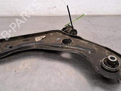 Used Left front suspension arm PEUGEOT 308 III (FB_, FH_, FP_, F3_, FM_) PureTech 130 (FPHNSL, FPHNST) (131 hp) 23629319