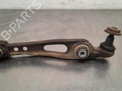 Used Right front suspension arm LAND ROVER RANGE ROVER IV (L405) 4.4 SDV8 4x4 (340 hp) 20082722