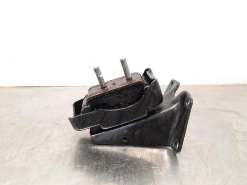 Used Engine mount Engine mount IVECO DAILY VI Van 33S16, 35S16, 35C16, 38S16, 40C16, 42S16, 50C16 (156 hp) 34198158 34198158