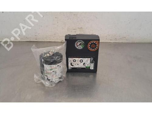 jack-kit-mercedes-benz-eqa-h243-2021-39153405 main image
