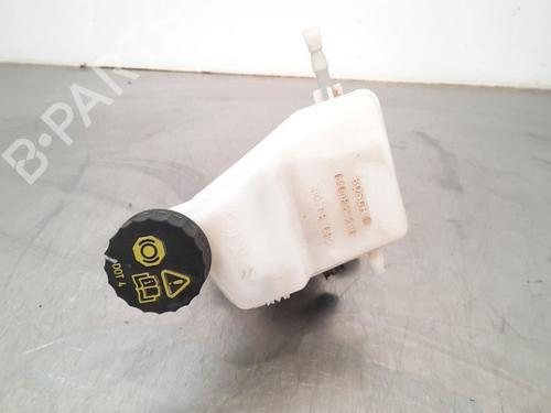Brake master cylinder PEUGEOT 5008 II (MC_, MJ_, MR_, M4_) 1.6 BlueHDi 115 (MCBHXH, MCBHXW) | BP10901167M77 