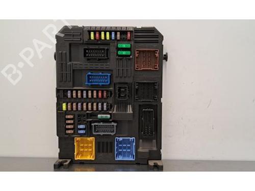Used Fuse box OPEL VIVARO C Van (K0) 2.0 (150 hp) 30138971